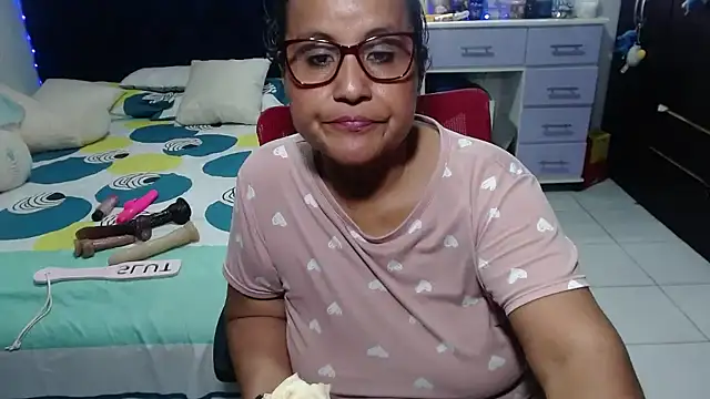 pervert_mommy_ (F mature) - give me your love