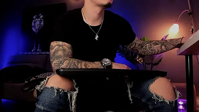 uptomatty (M young) - Party! #master #findom #feet #leather