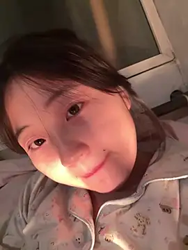 美女LXR668866在线直播