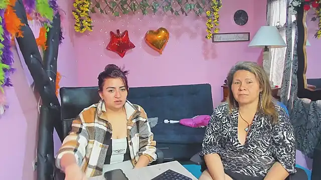 lesbiancuple webcam