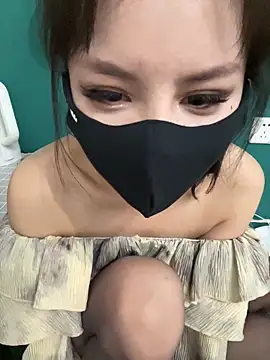 美女Carlin-yiyi在线直播