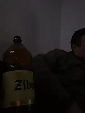 viktor1992-1-1 (Ask my age) - on the day off