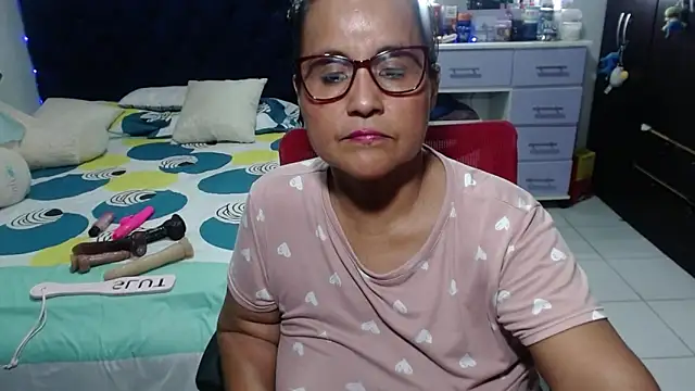 pervert_mommy_ (F mature) - give me your love