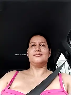 keilymadam Live Webcam on Stripchat