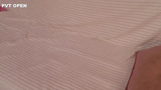 hlopushkahouse's Stripchat show and profile