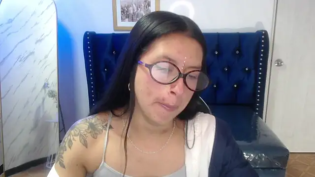 candy_rose_v - Candy_Rose_v's free webcam