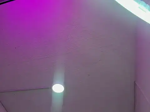 ailanys_miller (M twink) - show con dildo