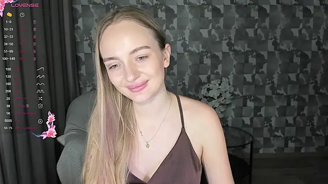 a_delina (F teen) - oil ass🍑