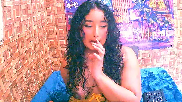 IndianAngel4u webcam