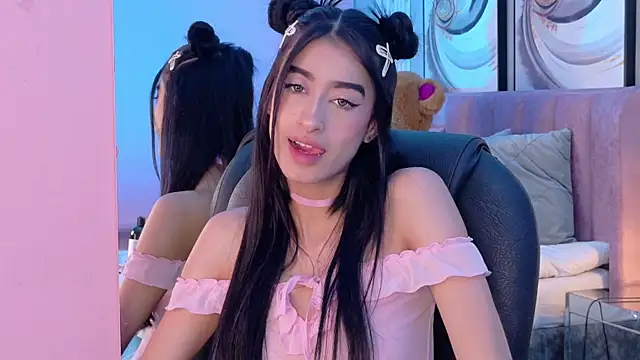 bellavixeen - BellaVixeen's free webcam - UK Sex Cams