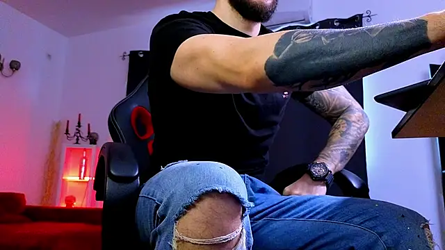 mightyaaron66 (M young) - 𖤐🔥 parTy Time ,House parTy  !  💨𖤐