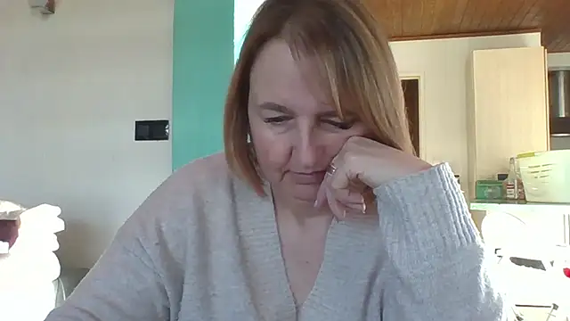 sandcoq (F milf) - juste pour le plz