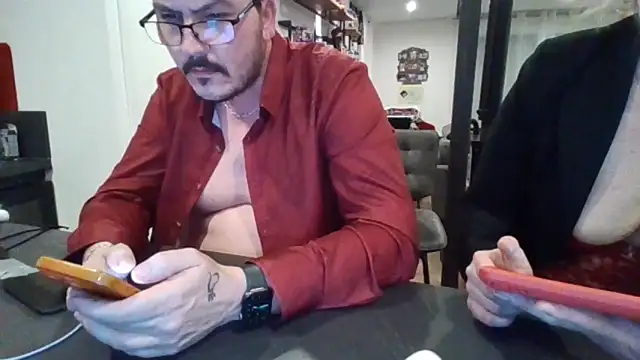 miss-chupagirly (G milf) - 2/ STRIP INTEGRAL + PHOTO HOT