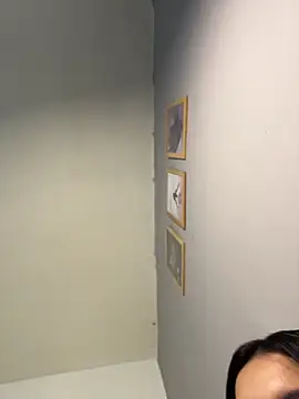 victtoria18 (F teen) - show boobs + one minute control