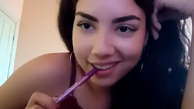 antoninashakespear (F teen) - panties on hand!