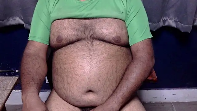 hairysubcub_70 (Ask my age) - Welcome To Daddy's Room. Make Daddy Cum.