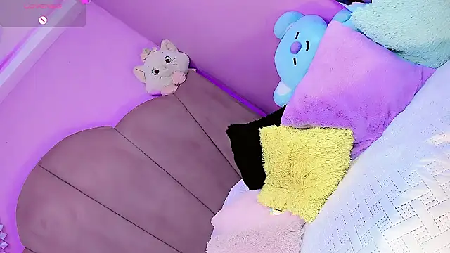 AlissonDannae777's room