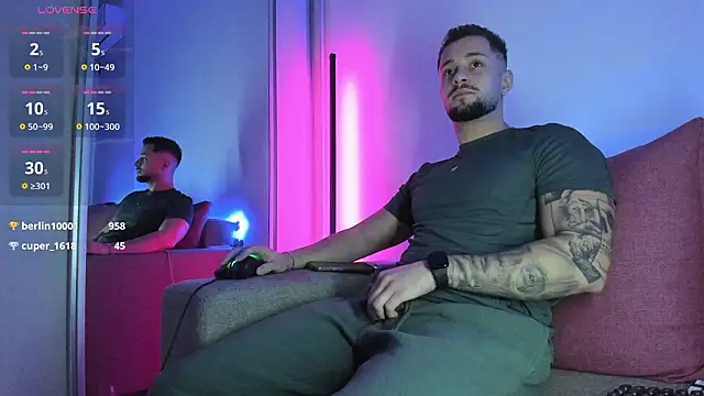 nicholasx1 (M young) - CUM SHOW !