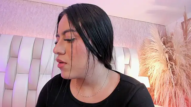 rebeca_jones - Rebeca_jones's free webcam - UK Sex Cams