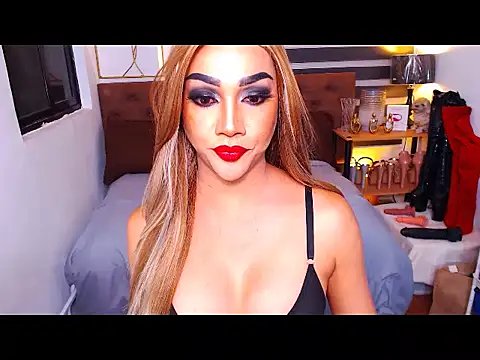 MeatyhorsecockMistress webcam