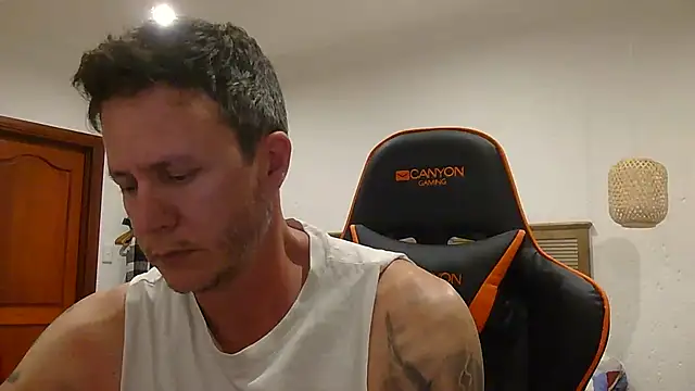 troydieselxxx - TroyDieselXXX's free webcam - UK Sex Cams