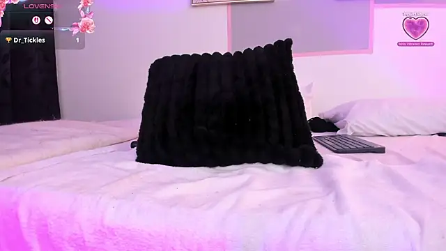 april_jones05 (F teen) - naked + sexy dance in oil 😋🤩🥵