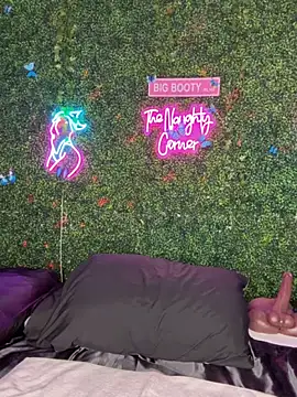 renathickass (F milf) - BLASIAN BADDIE PVT/EXC SLUT ME OUT