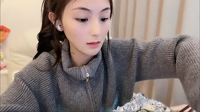 美女LH7在线直播