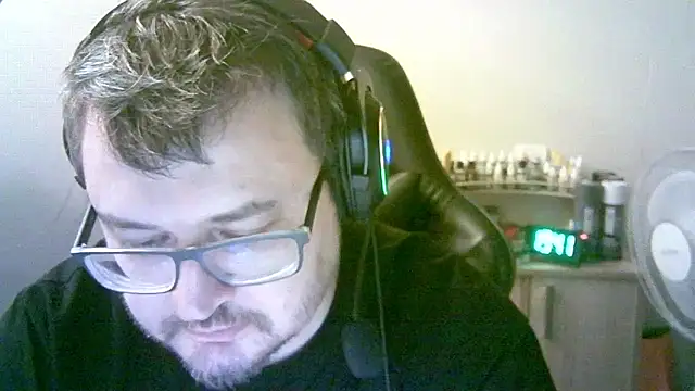 sirabuser - SirAbuser's free webcam - UK Sex Cams