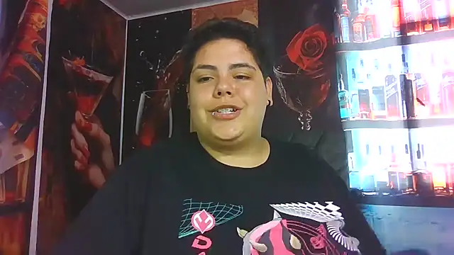 hailey_curvy (F young) - PLAYING WITH MY DILDO IN MY PUSSY😈🔥