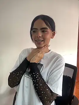 kitty_rousse01 (F young) - open pussy