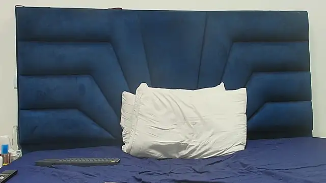 angell_cooper - Angell_cooper's free webcam