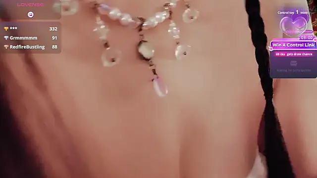 美女LuckyCute-Tutu在线直播