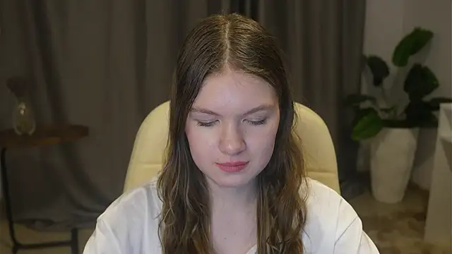 brennareul - BrennaReul's free webcam