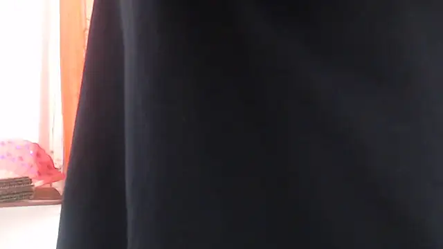 heyline_milf - Heyline_milf's free webcam - UK Sex Cams