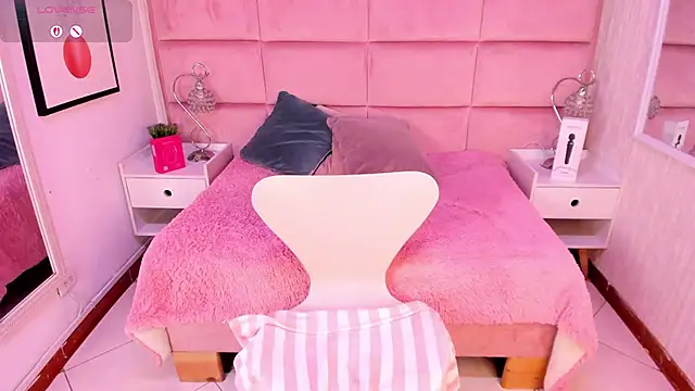 janah_myers - Janah_Myers's free webcam - UK Sex Cams