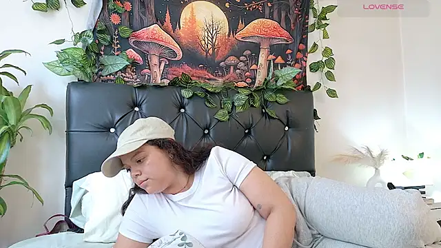 amanda_sweet (F young) - Ur hairy vintage porn girl🌿