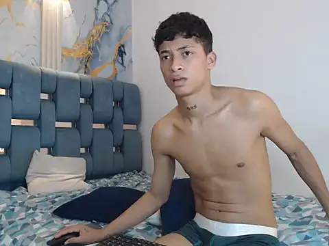 gold_boys (Ask my age) - SUCK DICK🍆💦