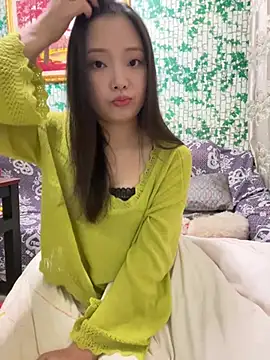 BIGBABYYEYE live sex cam