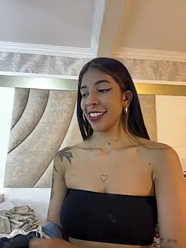 violetahills_ - VioletaHills_'s free webcam - UK Sex Cams