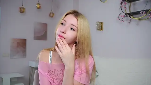 sunnivacovil - SunnivaCovil's free webcam - UK Sex Cams