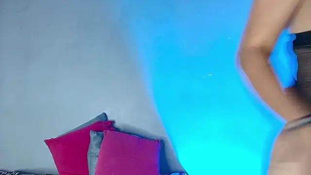 abril_milf11 (F young) - RUB ASS