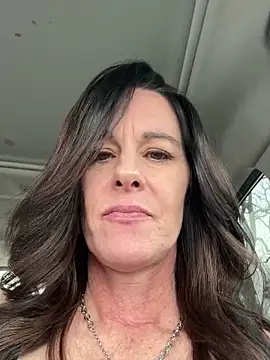 Webcam Model (Edens_Promise)  is live.Free join now!