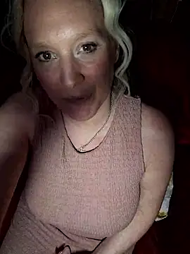 bouncy-bella28x (F milf) - Asse play