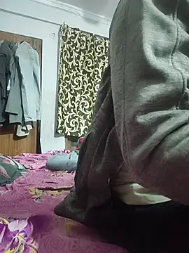 vardh033 (Ask my age) - hard dick show and ass full nude and gym