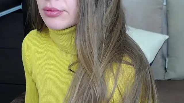 brandy_gem (F milf) - Flash boobs