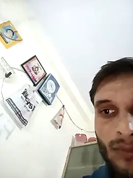 beinghorny83 (M young) - Buying sex toys