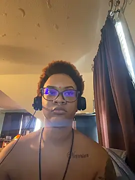 Webcam Model (nickytheehawtie)  is live.Free join now!