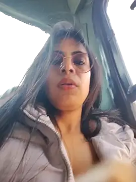 astrid-- (G young) - Tits out 😈 and suck