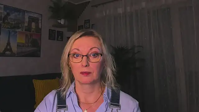 vanessa_chat (F mature) - ....